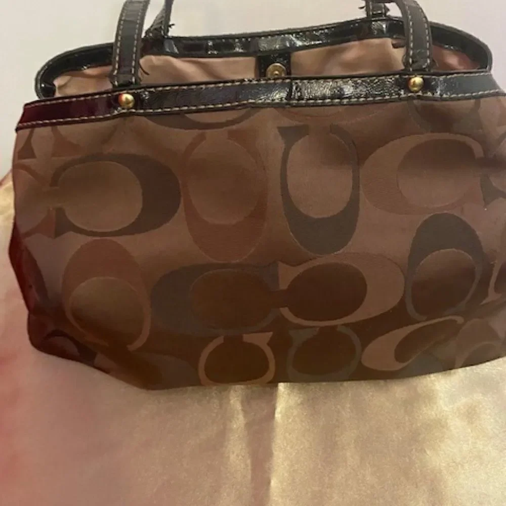 Coach Signature Stripe framed Satchel Patent leather trim